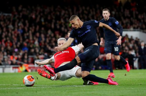 Everton: Fans hail Richarlison’s kind gesture to young fan