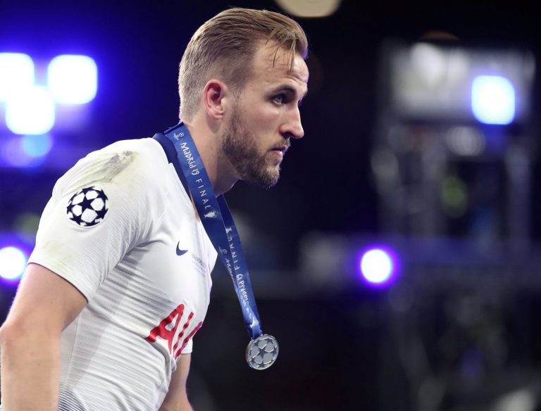 Manchester United uncertain whether to go after Sancho or Kane
