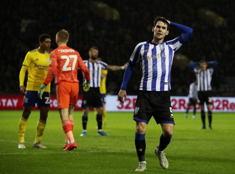 Sheffield Wednesday: Fans react as Howson gives update on Nuhiu and Lee
