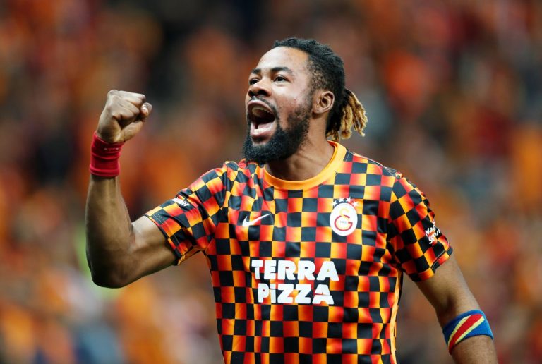 Wolverhampton Wanderers: Fans react to links for Christian Luyindama