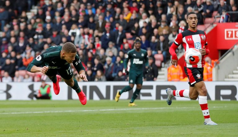 Newcastle United: Magpies plotting move to secure future of Dwight Gayle