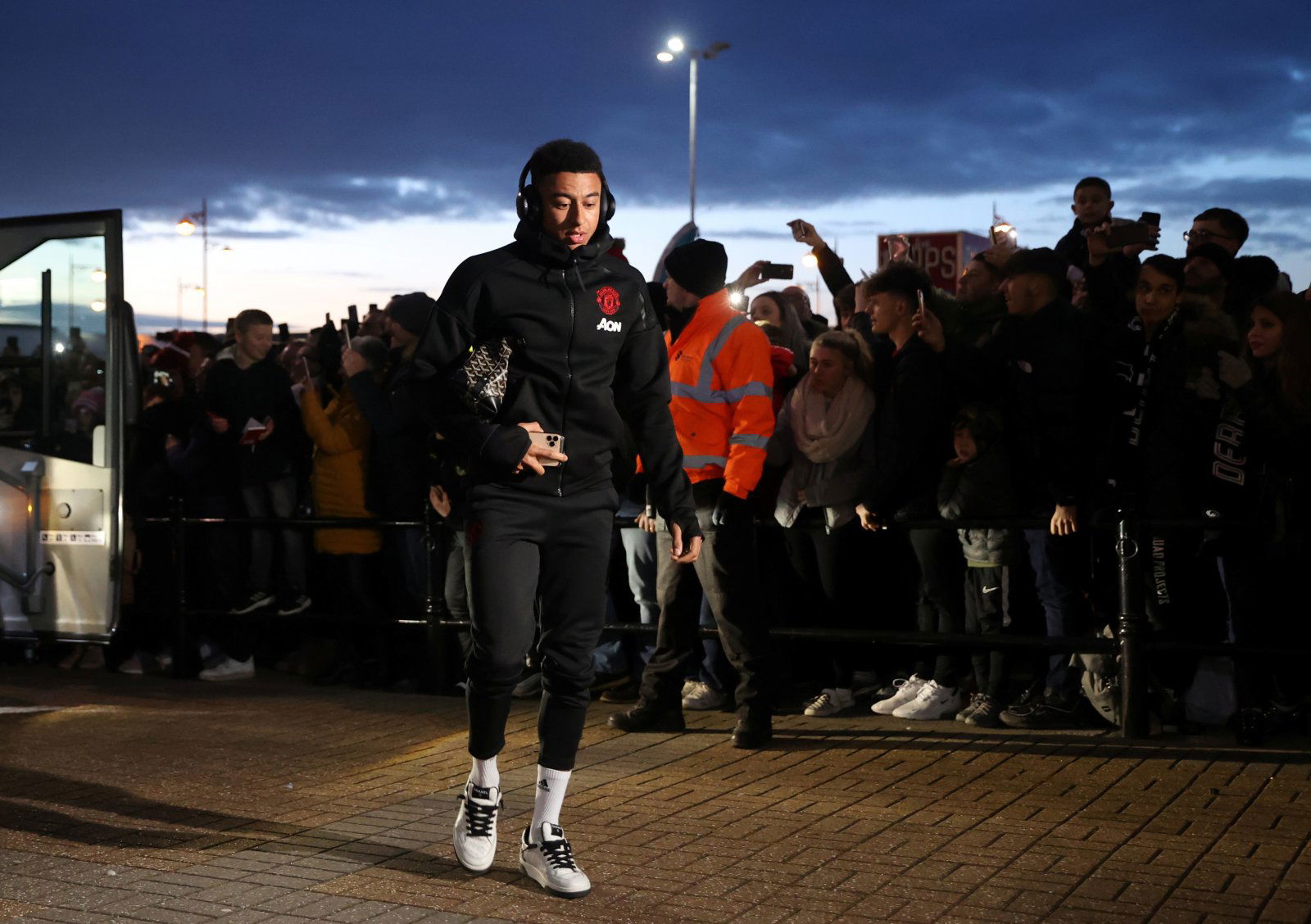 West Ham United: Fans debate whether Jesse Lingard would be a good signing - West Ham