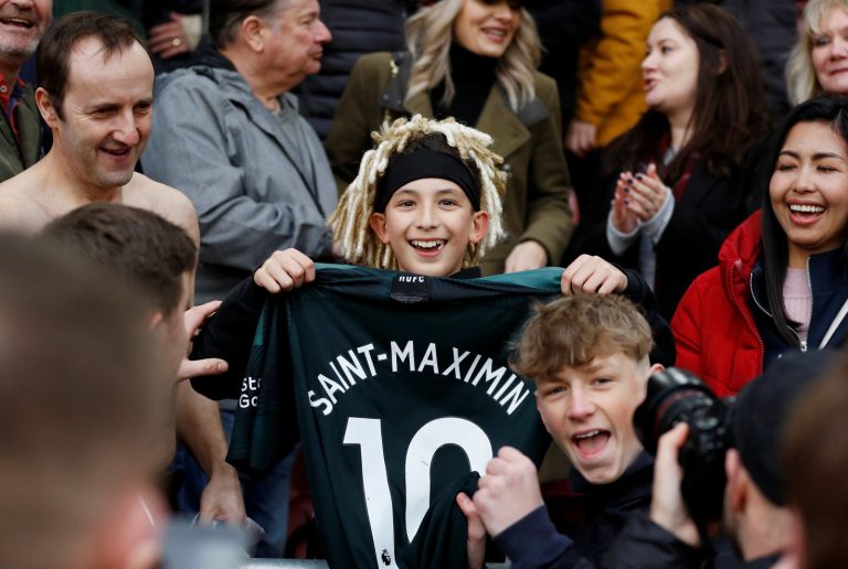 Newcastle United: Magpies fans drool at scenes after Allan Saint-Maximin winner