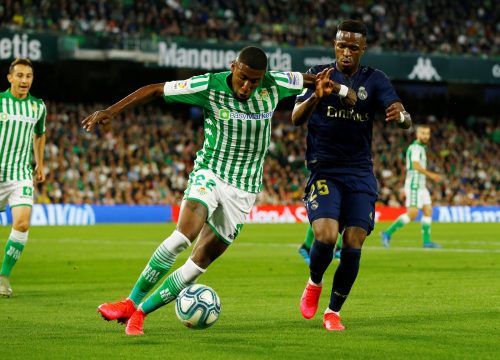 Emerson battling for the ball