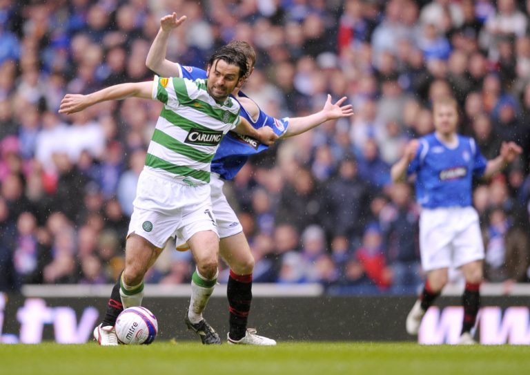 Celtic: Fans react to image of Paul Hartley
