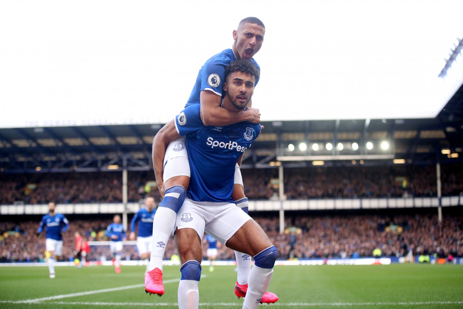 Richarlison and Calvert-Lewin celebrate
