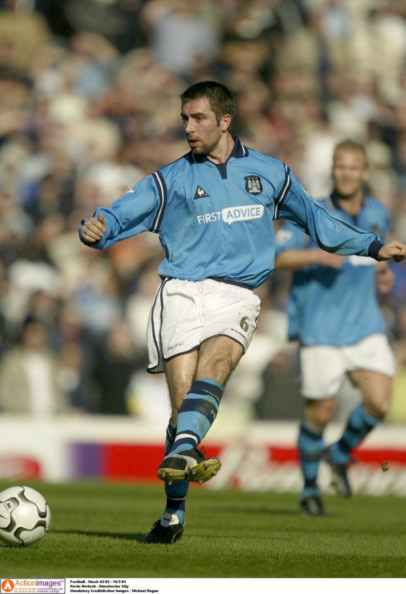 Manchester City: Fans salute Kevin Horlock after his tweet about Premier League promotion in 2000 - Manchester City