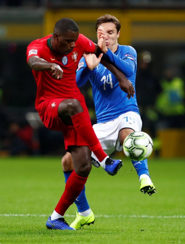 Wolverhampton Wanderers: Fans welcome William Carvalho transfer link