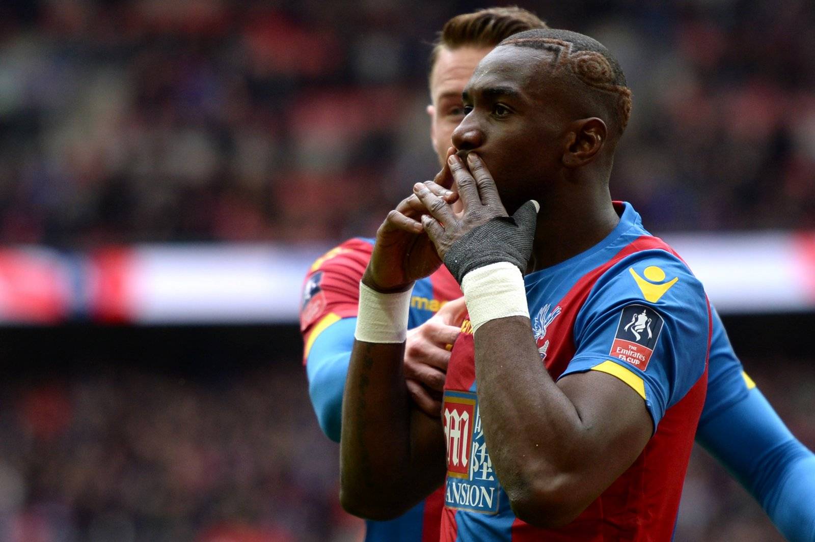 Crystal Palace: Fans react to footage of Yannick Bolasie - Crystal Palace