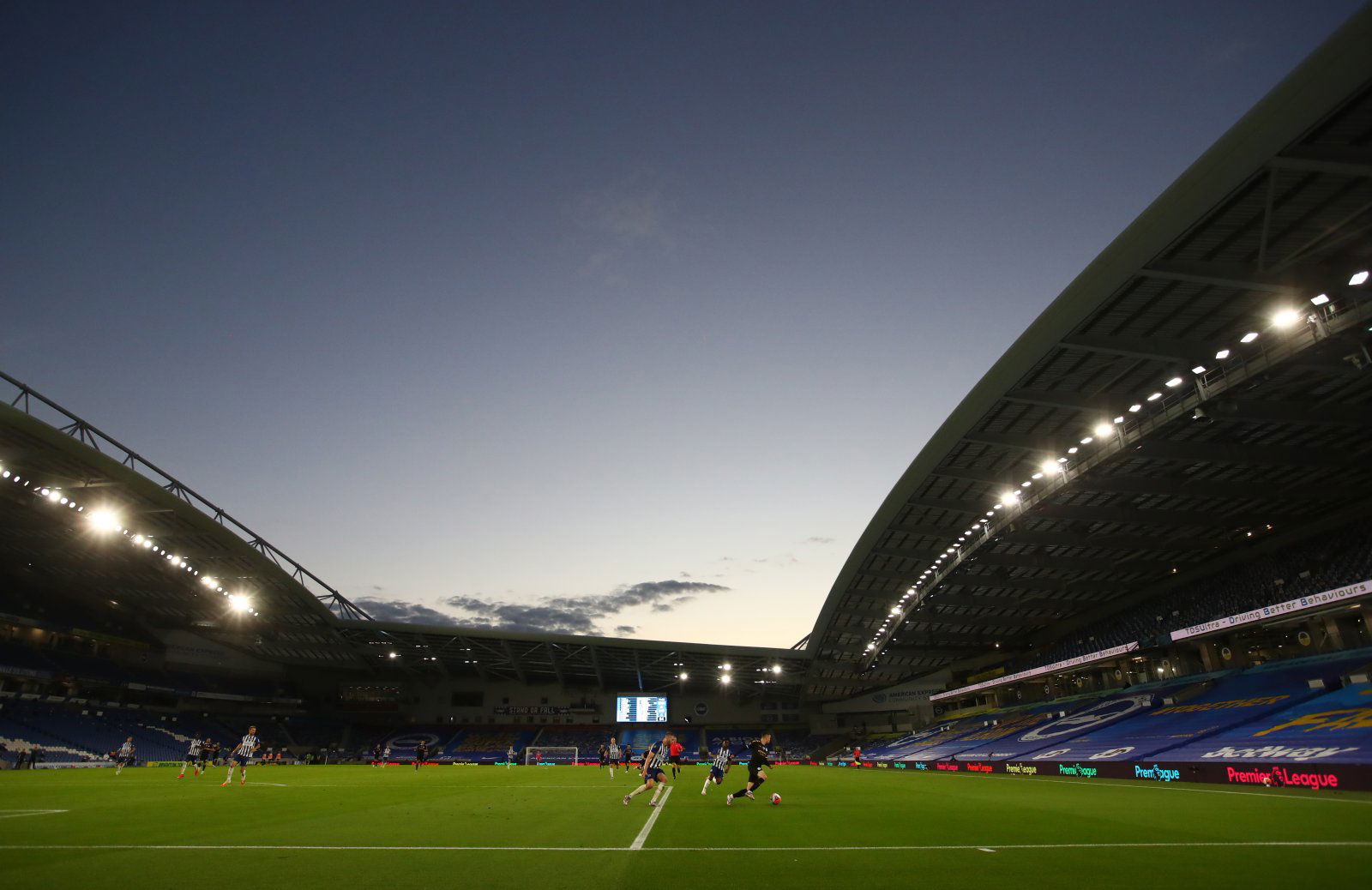 Brighton & Hove Albion: Danny Cashman signs new contract at Amex Stadium - Brighton News