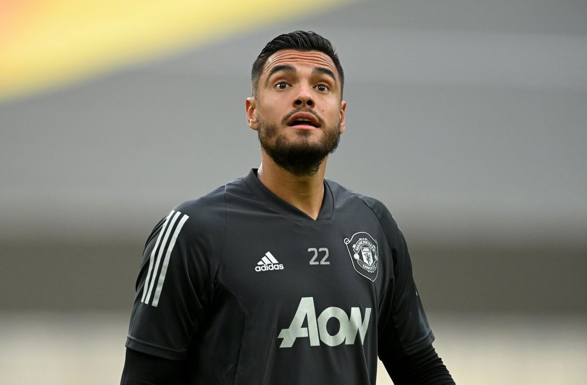 Manchester United: Sergio Romero's wages as well as club demands blocking any possible transfer - Manchester United