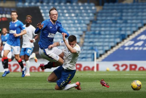 brandon-barker-is-fouled-vs-kilmarnock