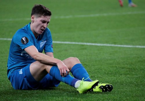 daler-kuzyaev-on-the-floor