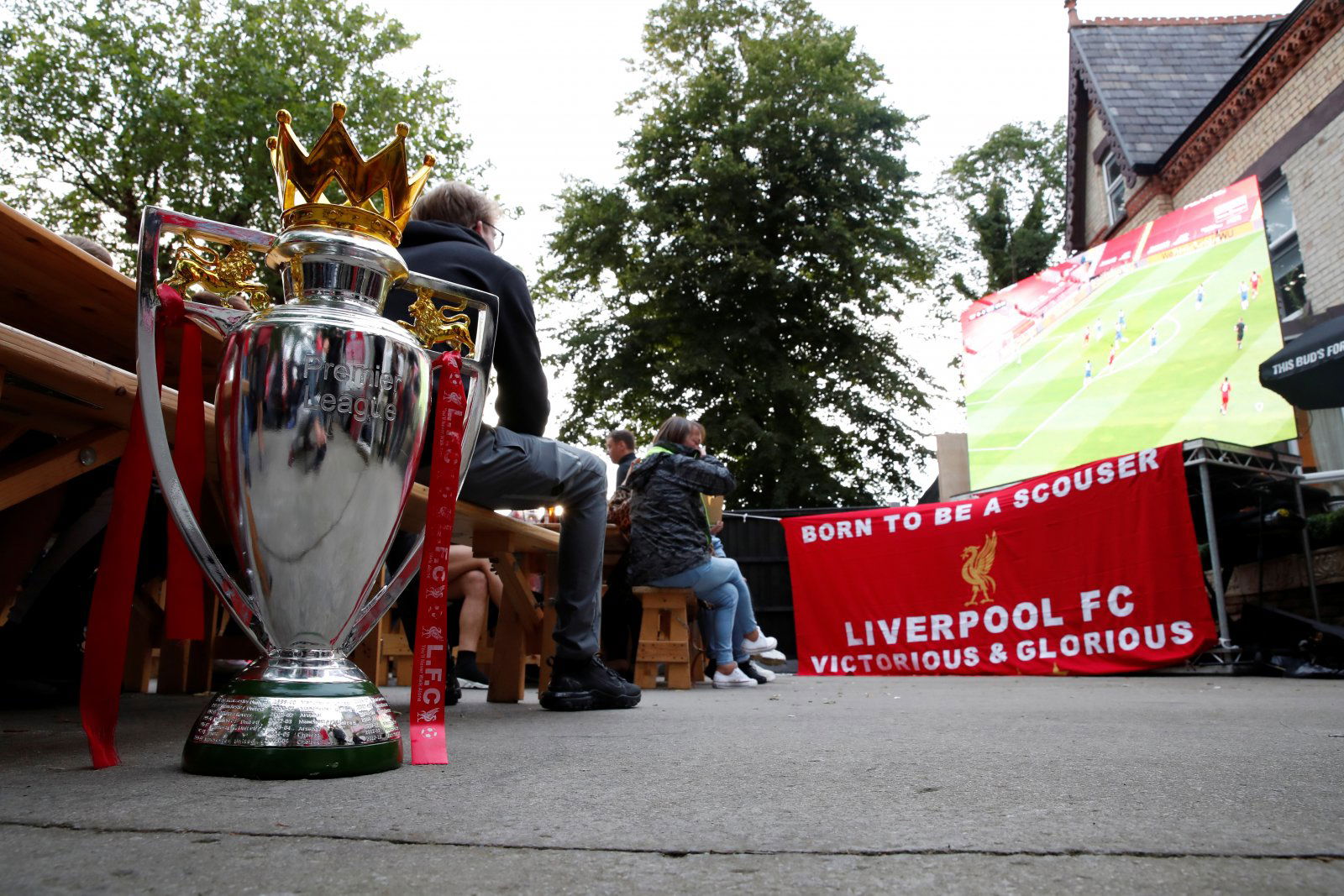 Liverpool: Fans slam official nominee list for Player of the Season - Liverpool News