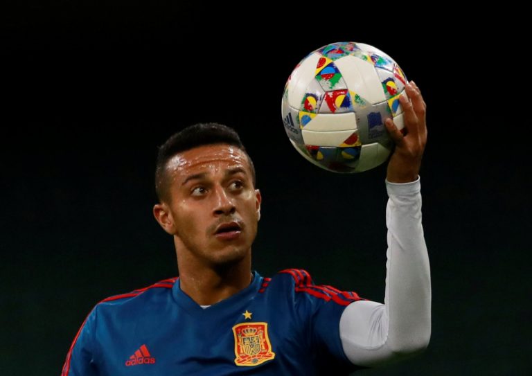 Liverpool: Fans raging over transfer report on Thiago Alcantara