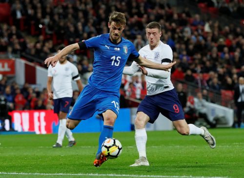 daniele rugani in action for italy against england