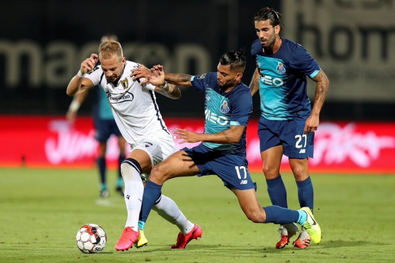 man-utd-uros-racic-transfer-interest