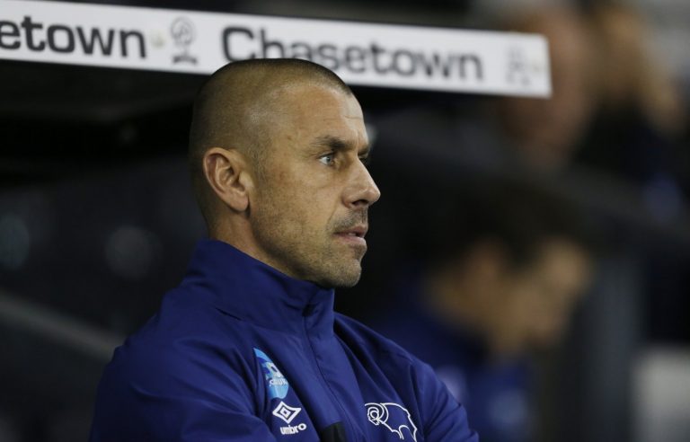 kevin-phillips-on-the-touchline