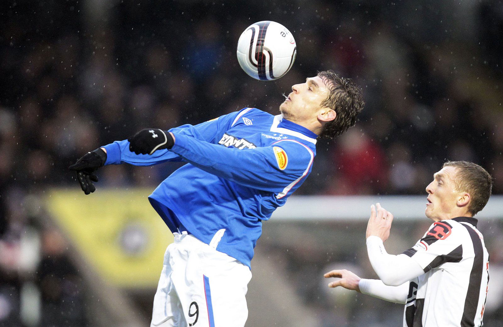 Everton: Nikica Jelavic questions transfer fee after move from Rangers - Everton Transfer Rumours