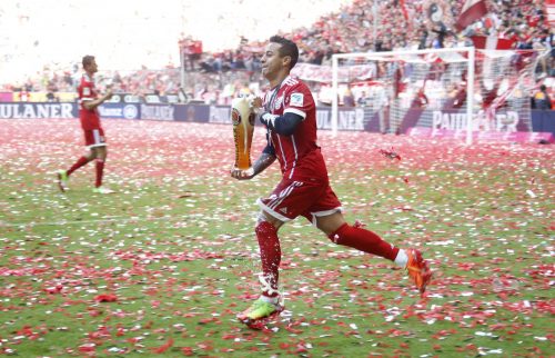 thiago-alcantara-celebrates-after-bayern-munich-win-bundesliga