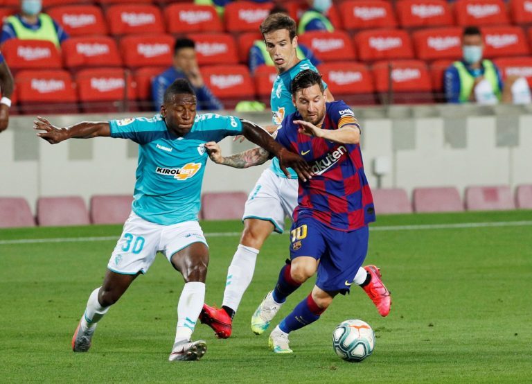 West Ham: Pervis Estupinan targeted by Irons