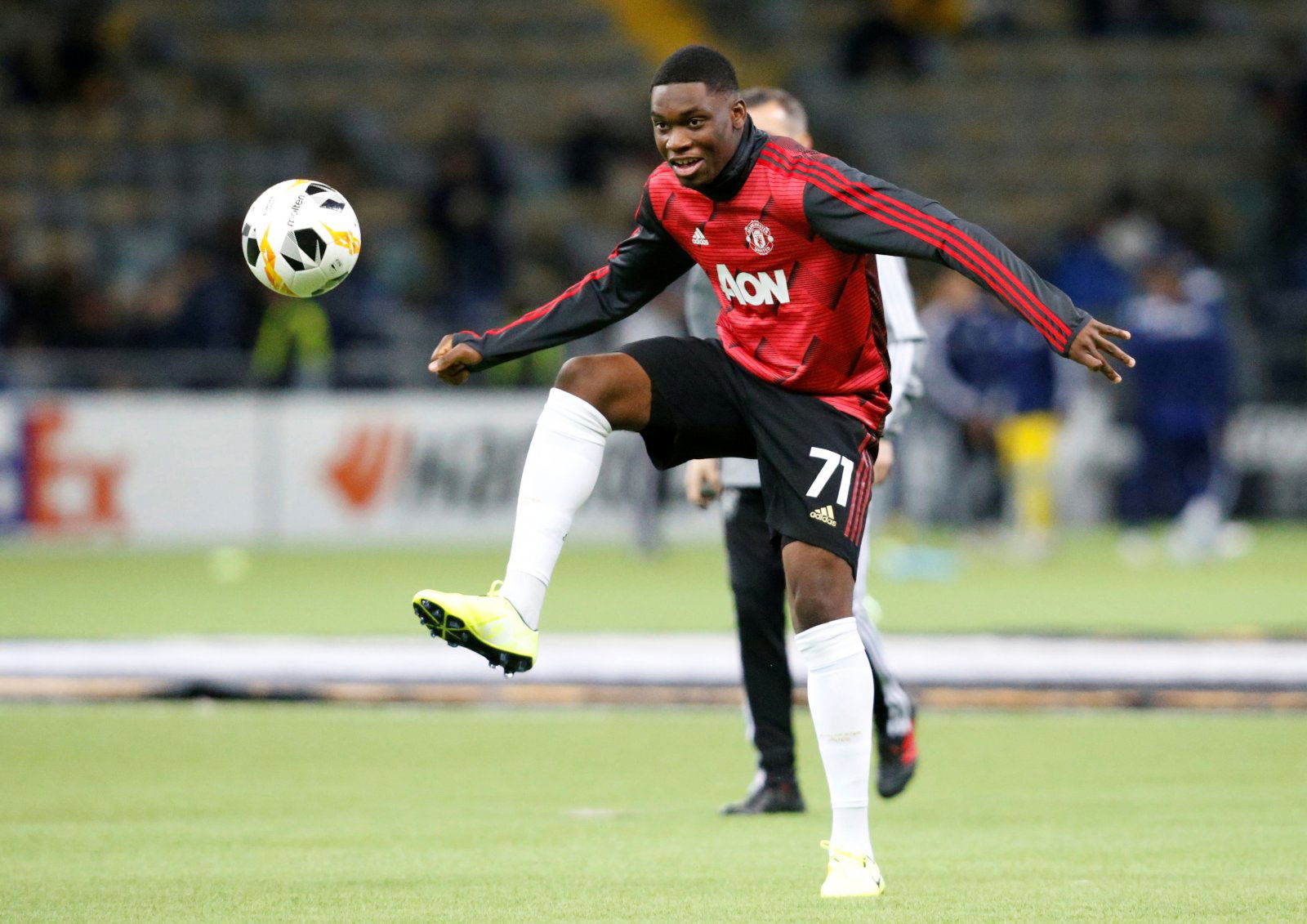 Manchester United: Fans urge Ole Gunnar Solskjær make surprise Teden Mengi decision amid Harry Maguire struggles -Manchester United News