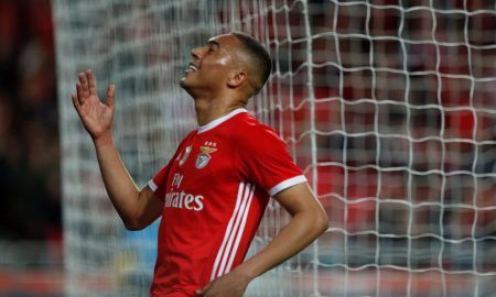 Benfica's-Carlos-Vinicius-reacts