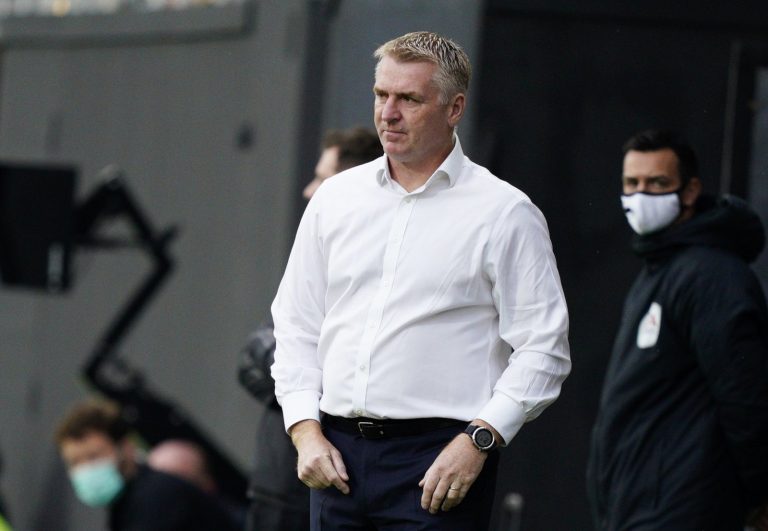 Aston-Villa-manager-Dean-Smith-during-the-match