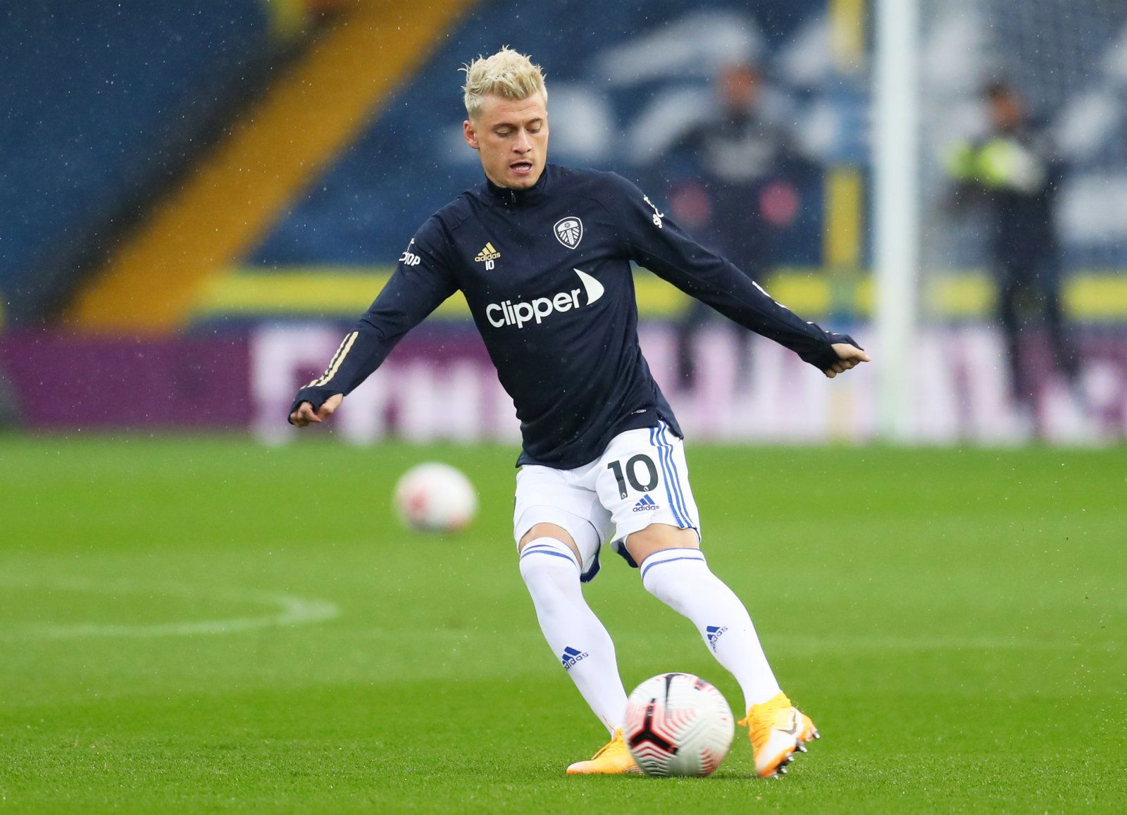 Leeds United: Ezgjan Alioski enters negotiations over a ...