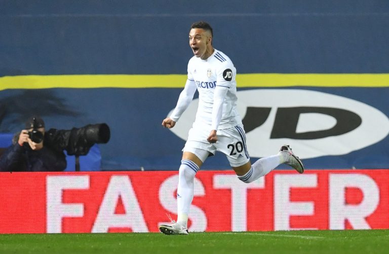 paul-robinson-rodrigo-moreno-leeds