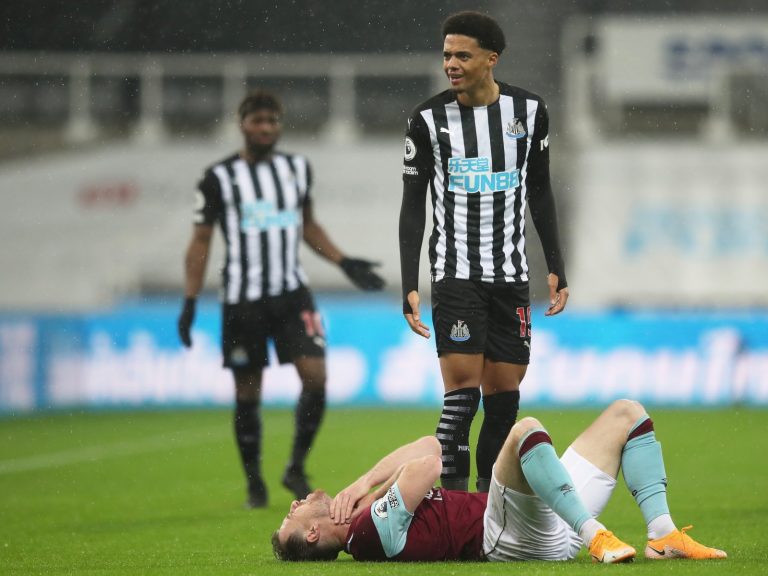 Newcastle United: Jamal Lewis reveals key role Steve Harper played in his St James’ Park move