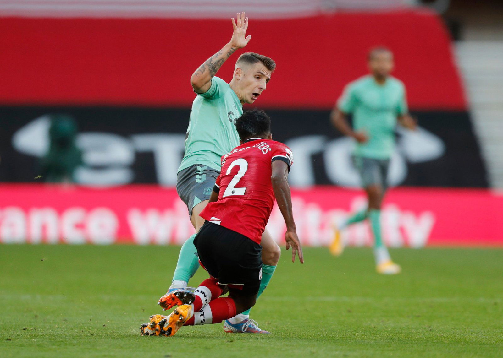 Everton: Noel Whelan urges club to follow through on Lucas Digne offer - Everton News
