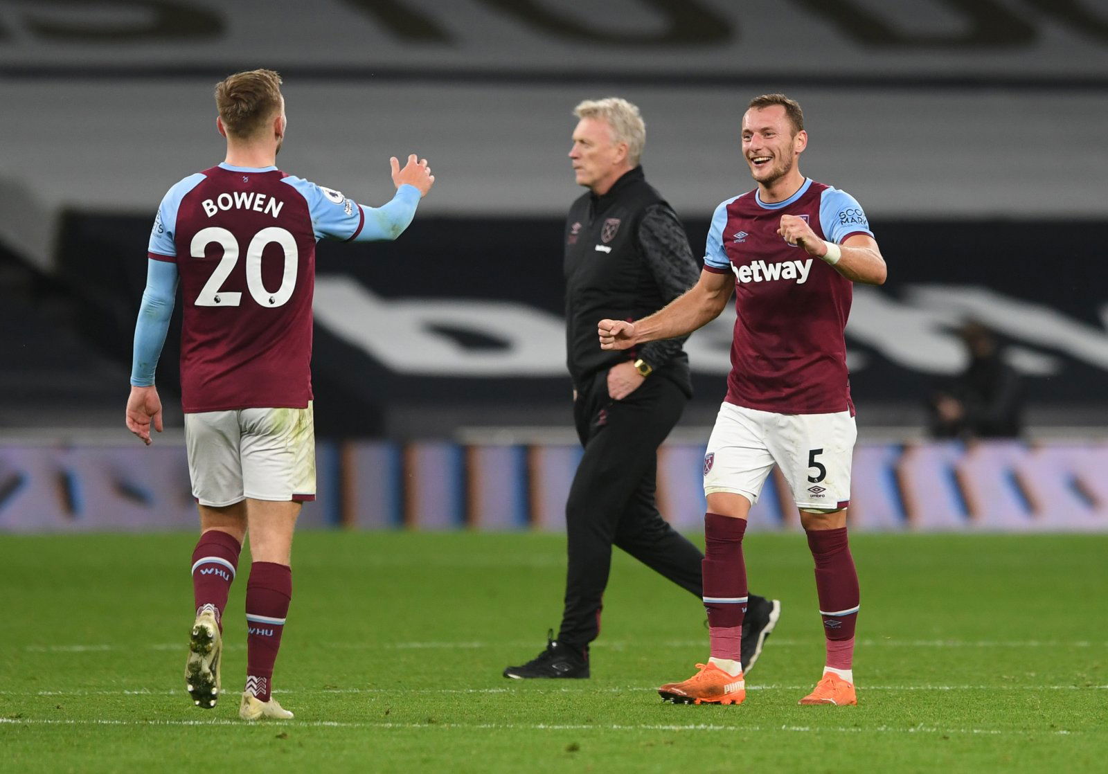 West Ham: Fans react to training ground footage featuring ...