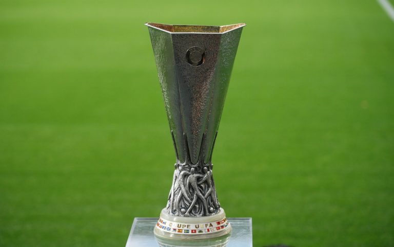 Europa League trophy (2)