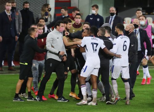 glasgow-rangers-and-standard-liege-players-clash-on-thursday