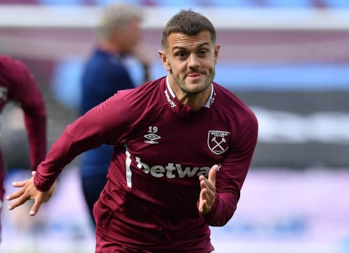 jack-wilshere-warms-up-at-west-ham