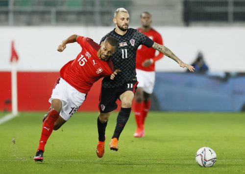 marcelo-brozovic-in-action-for-croatia