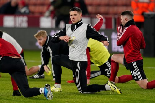 muhamed-besic-warming-up