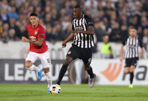 umar-sadiq-in-action-vs-manchester-united
