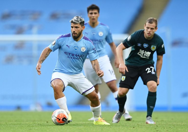 sergio aguero returns from man city injury to face arsenal