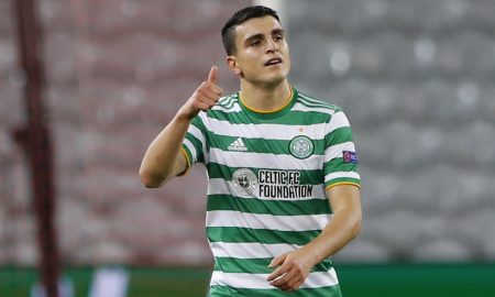 Celtics-Mohamed-Elyounoussi-celebrates