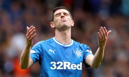 graham-dorrans-in-action-for-rangers
