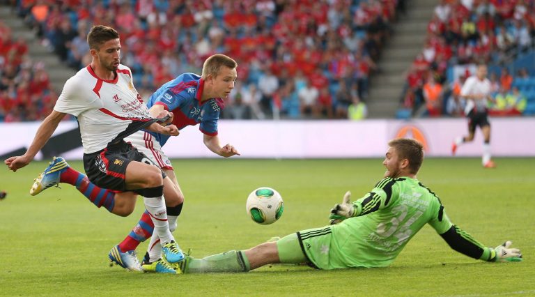 Crystal Palace: Fans react as the club are linked with Ivan Nasberg