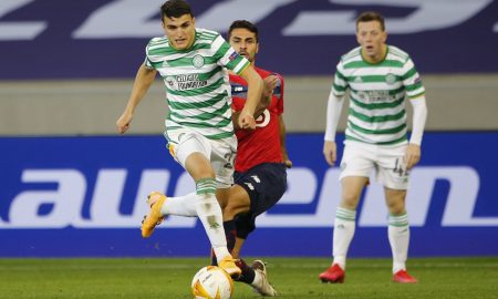 mohamed-elyounoussi-dribbles-with-the-ball-for-celtic