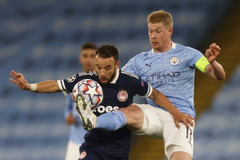kevin de bruyne and raheem sterling set to be offered bumper new deals