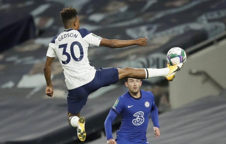 spurs loanee gedson fernandes could return to benfica in january.