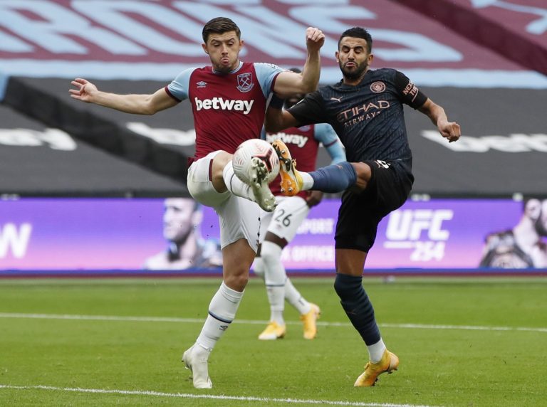 West Ham United: David Moyes refuses to rule out Aaron Cresswell return v Chelsea