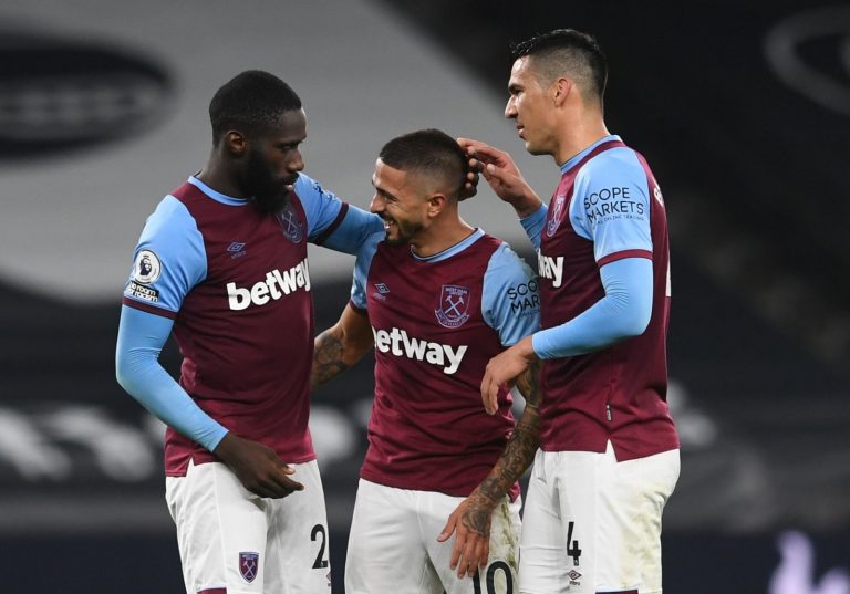 West Ham United: David Moyes could be without Manuel Lanzini for Leicester City