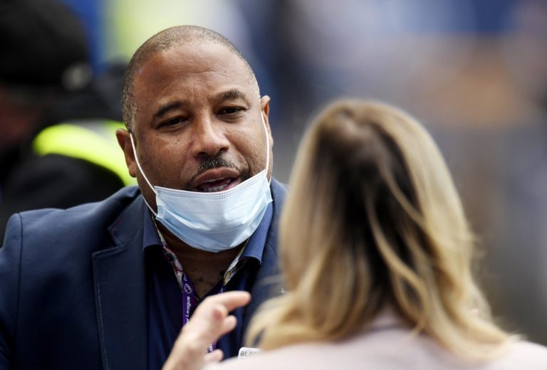 Liverpool: John Barnes aims dig at Sadio Mane following Crystal Palace rout