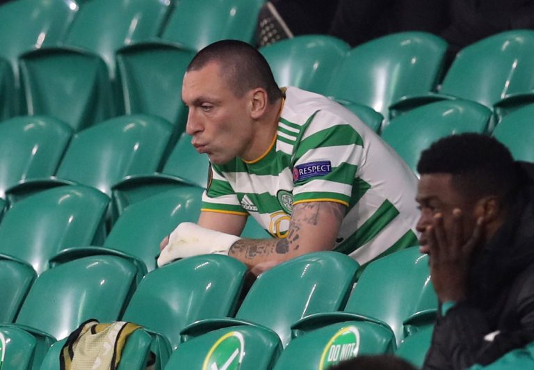 Celtic: Alan Hutton believes Scott Brown must regain Neil Lennon’s trust